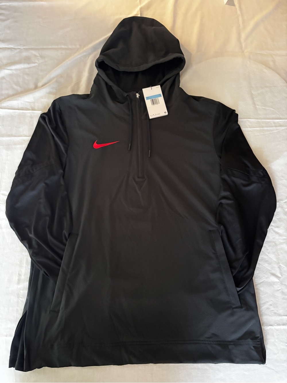 Nike Men’s lightweight player jacket DV6757-011 zip hoodie black red NWT Medium
